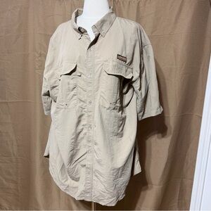 Lincoln Outfitters Khaki Short Sleeve Fishing Shirt